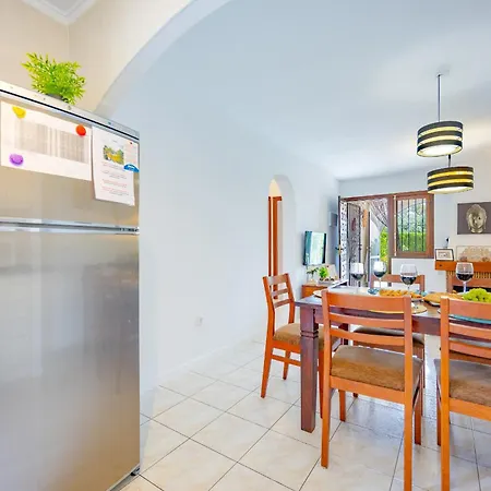 Ferienhaus Salud - Plusholidays